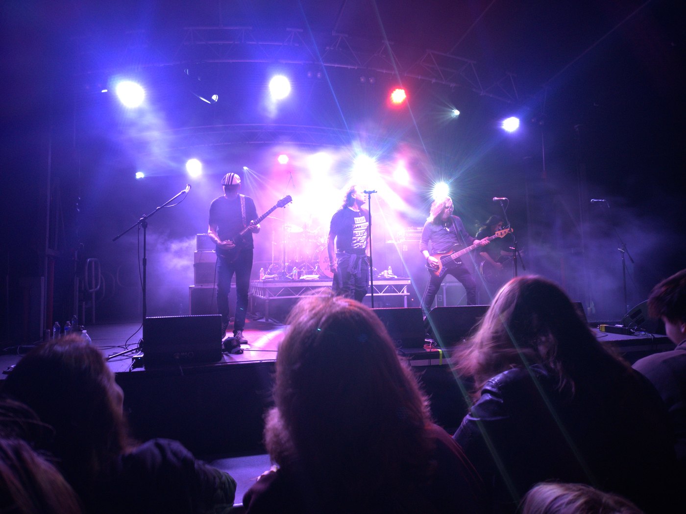 the screaming jets at Where We Belong, Settlement Cove